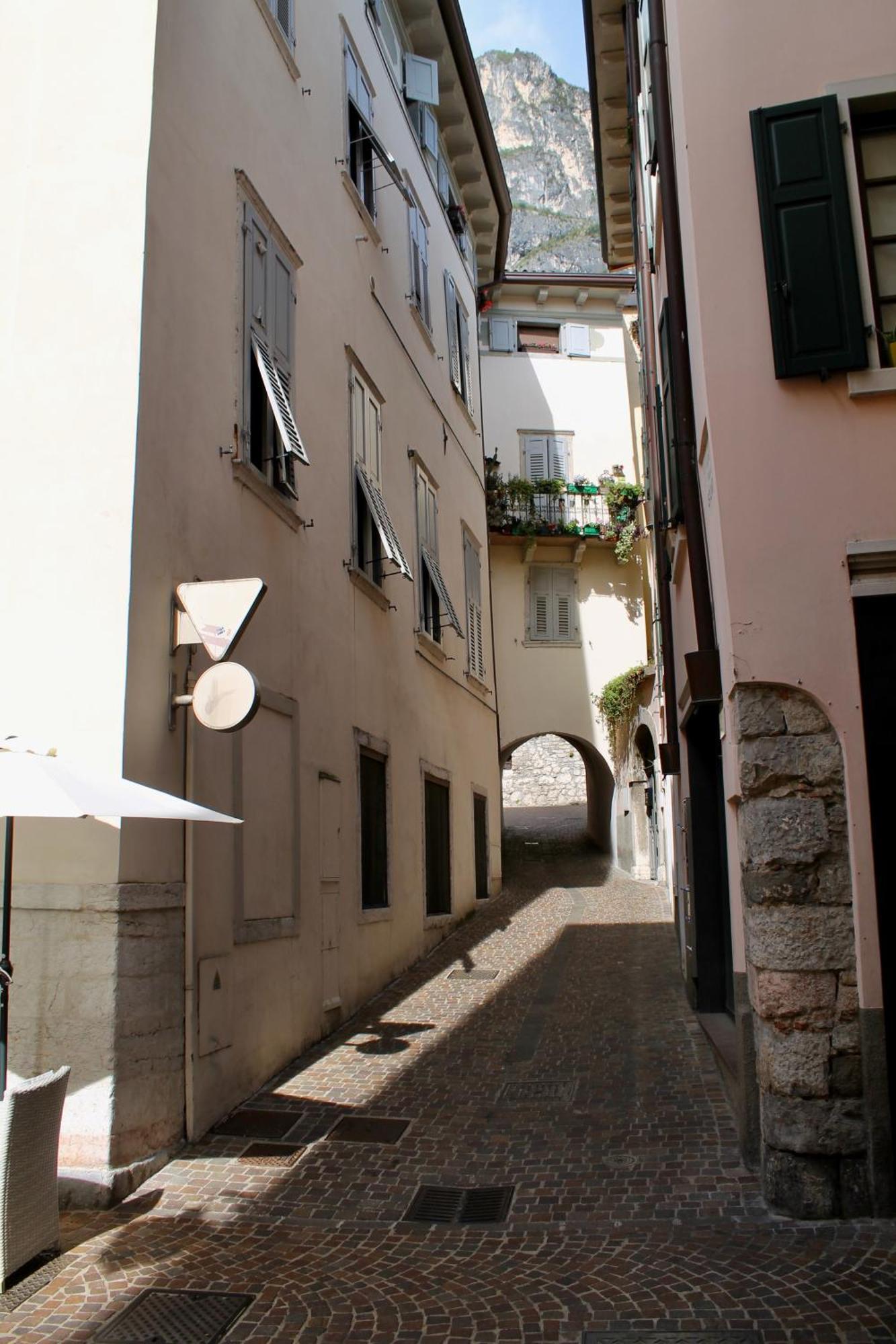 Casa Riva - Bilocale In Centro Storico公寓 外观 照片